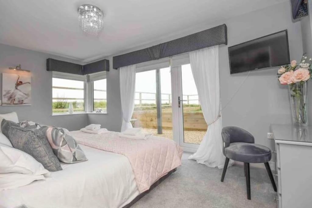 Signal House - A Stunning Beach House - 2020 Build Amble Exteriör bild